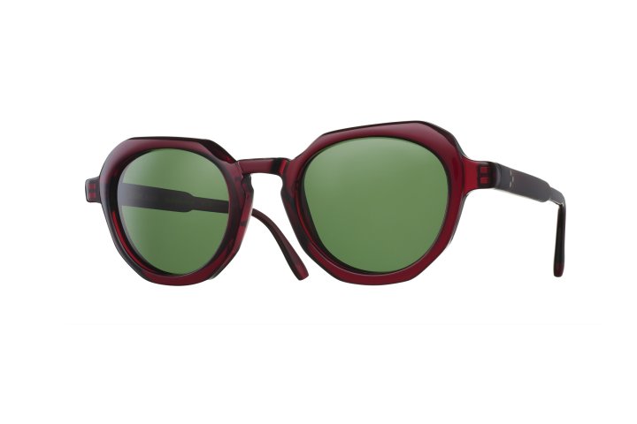 Burgund Red with Green