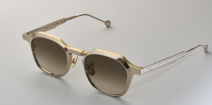 Light Champagne Gold