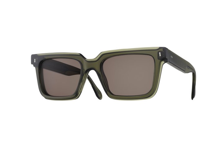 Bottle Green with Brown Tint